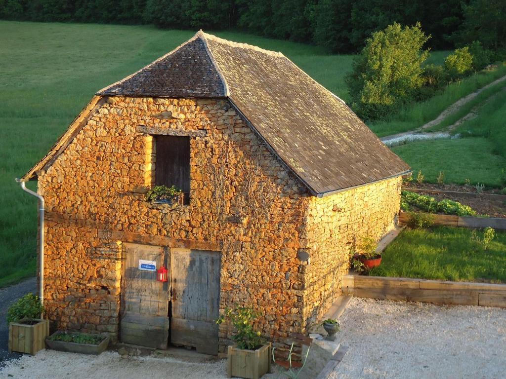 Maison D'Hotes La Maison De Leopold Terrasson Eksteriør billede